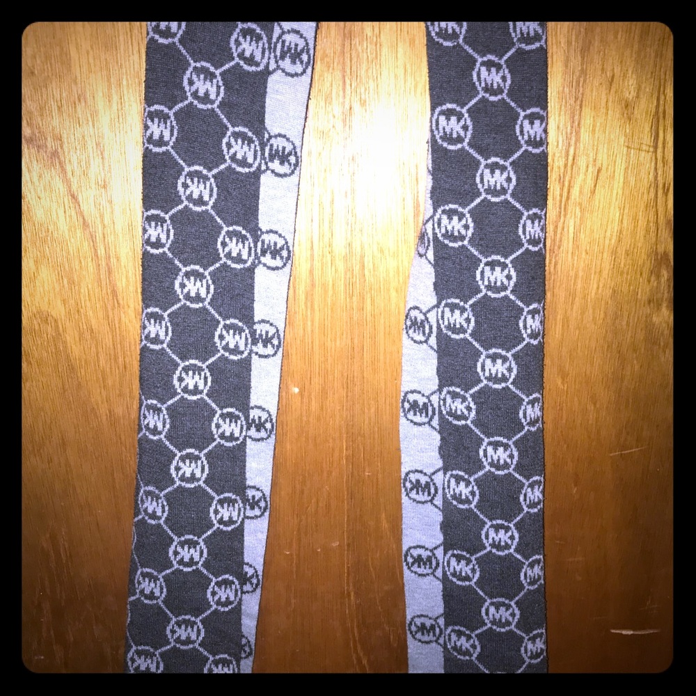 Michael Kors scarf